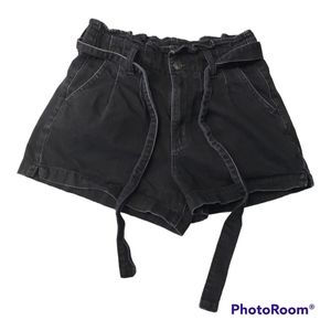 AMERICAN Eagle Mom Shorts Sz 4 Paperbag Denim Black Flared Top Pleated EUC 01/21